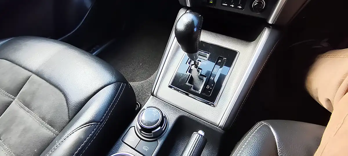 Used 2021 Mitsubishi L200 Barbarian X White - Interior and Exterior details 20