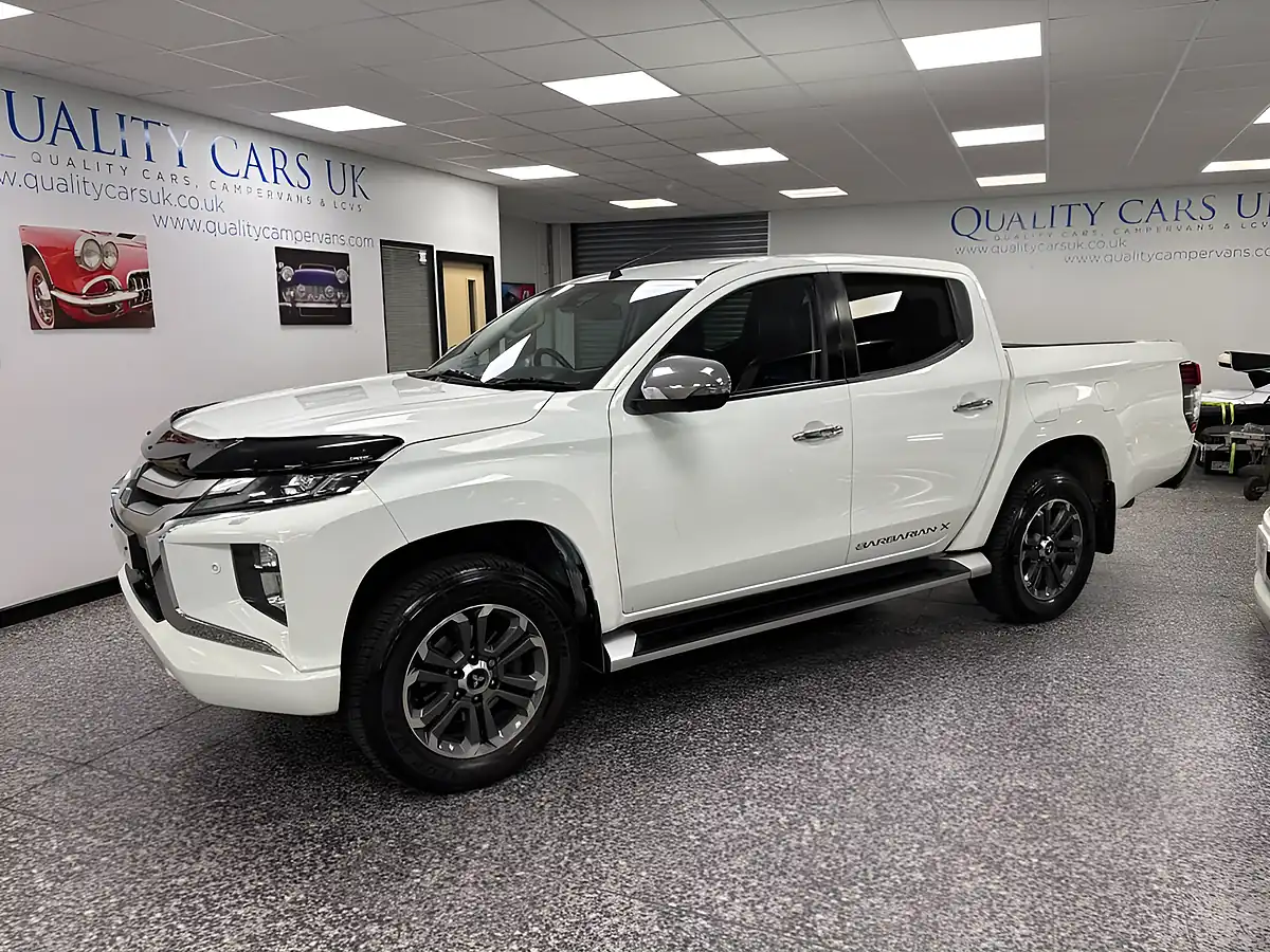 Used 2021 Mitsubishi L200 Barbarian X White - Interior and Exterior details 3
