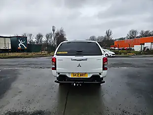 Used 2021 Mitsubishi L200 Trojan Dc White - Interior and Exterior details 7