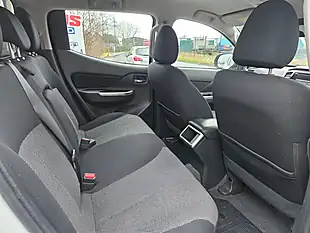 Used 2021 Mitsubishi L200 Trojan Dc White - Interior and Exterior details 9