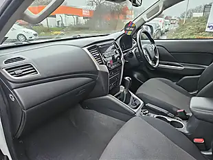 Used 2021 Mitsubishi L200 Trojan White - Interior and Exterior details 10
