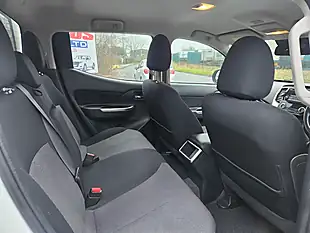 Used 2021 Mitsubishi L200 Trojan White - Interior and Exterior details 9