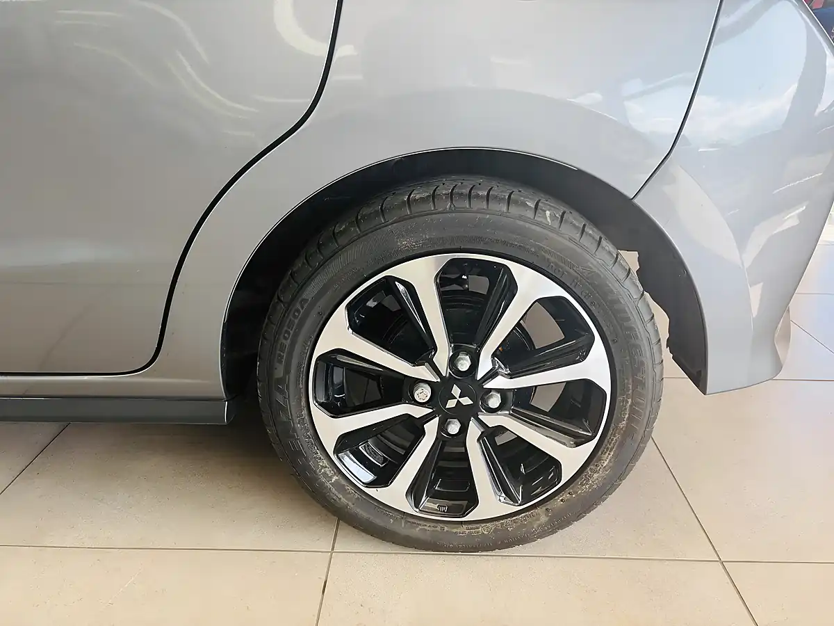 Used 2021 Mitsubishi Mirage Design Pro Grey - Interior and Exterior details 17