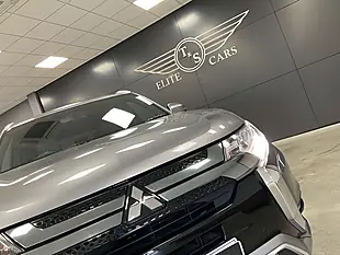 Used 2021 Mitsubishi Outlander Dynamic Grey - Interior and Exterior details 11