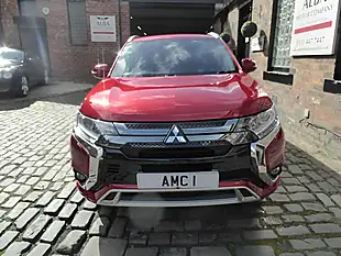 Used 2021 Mitsubishi Outlander Dynamic Red - Interior and Exterior details 2