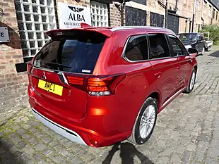 Used 2021 Mitsubishi Outlander Dynamic Red - Interior and Exterior details 6