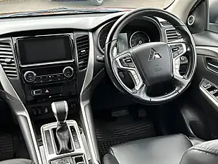 Used 2021 Mitsubishi Shogun Sport 4 Red - Interior and Exterior details 14