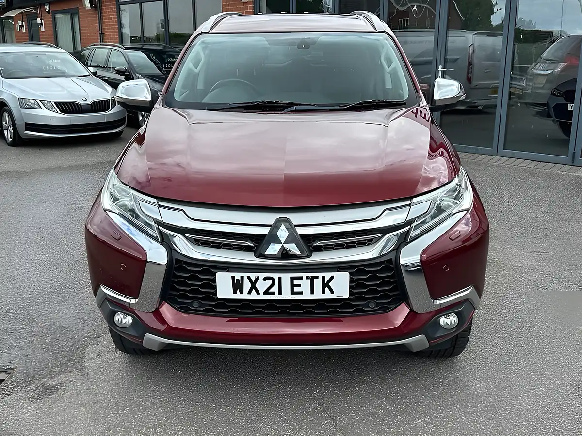 Used 2021 Mitsubishi Shogun Sport 4 Red - Interior and Exterior details 2