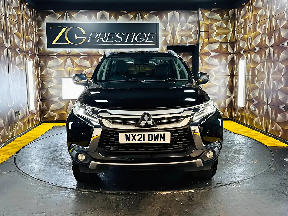 Used 2021 Mitsubishi Shogun Sport Black - Interior and Exterior details 3