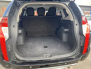 Used 2021 Mitsubishi Shogun Sport Commercial Black - Interior and Exterior details 10