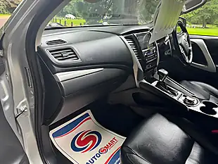 Used 2021 Mitsubishi Shogun Sport Silver - Interior and Exterior details 16