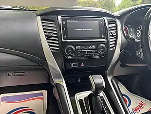 Used 2021 Mitsubishi Shogun Sport Silver - Interior and Exterior details 18