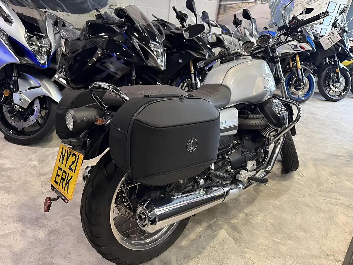 Used 2021 Moto Guzzi V7 853 Special Grey - Interior and Exterior details 3