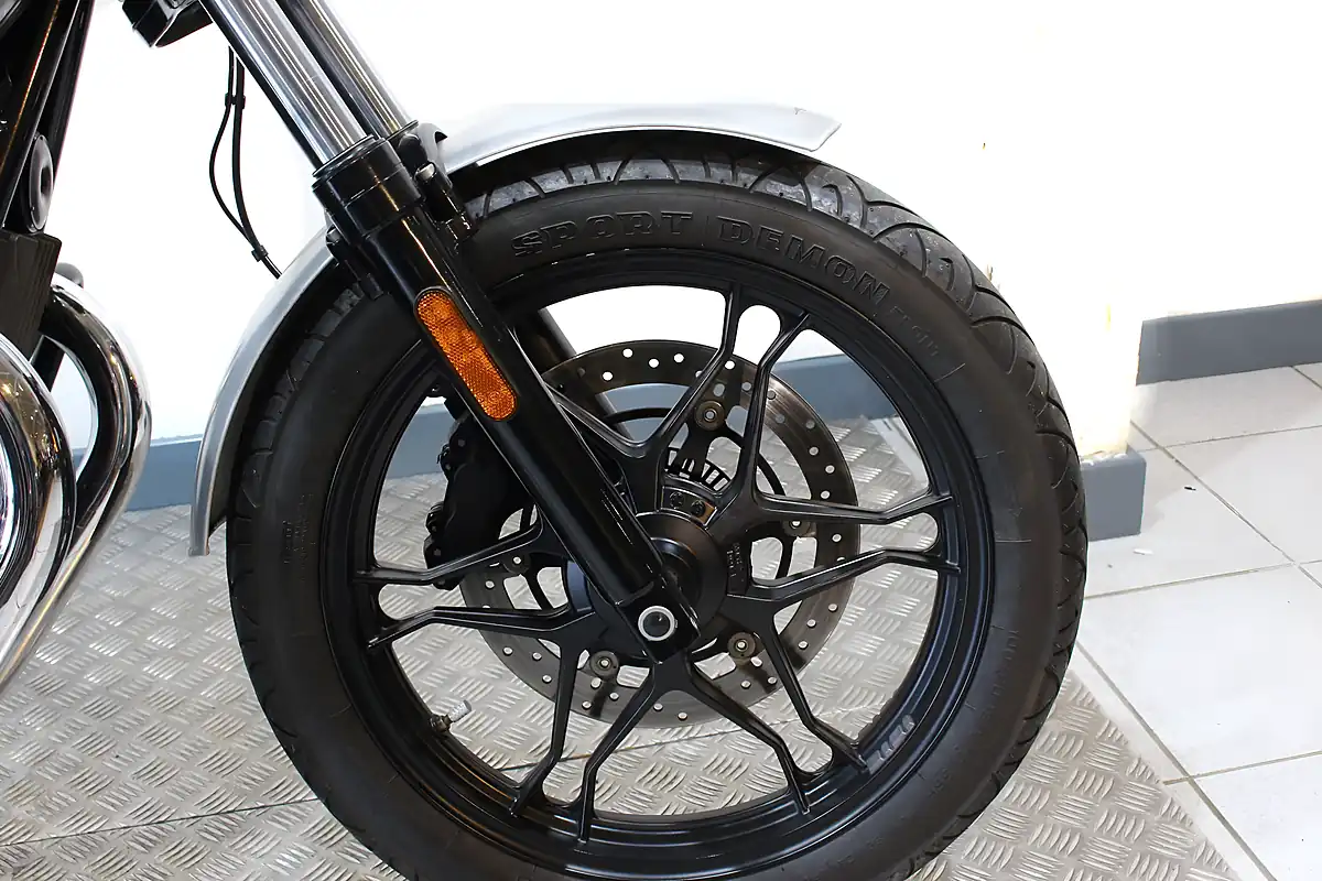 Used 2021 Moto Guzzi V7 Milano Grey - Interior and Exterior details 5