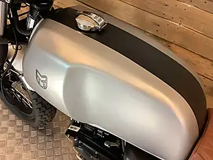 Used 2021 Mutt Akita O-Ring Silver - Interior and Exterior details 10