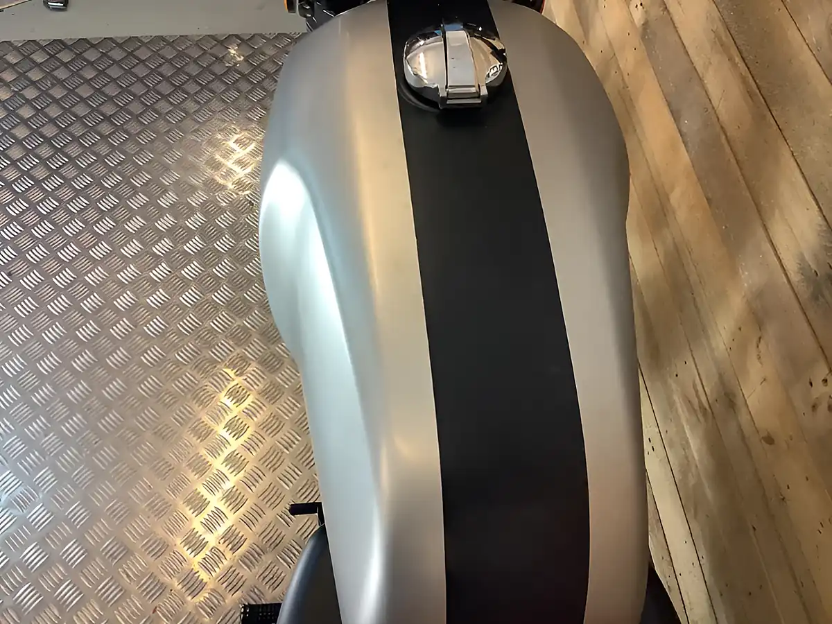 Used 2021 Mutt Akita O-Ring Silver - Interior and Exterior details 11
