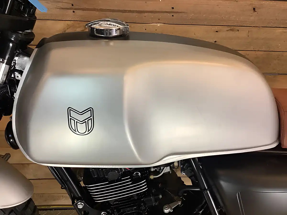 Used 2021 Mutt Akita O-Ring Silver - Interior and Exterior details 9