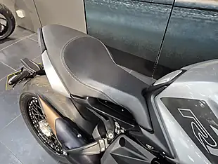 Used 2021 Mv Agusta Dragster 800RR Scs Metallic Silver - Interior and Exterior details 15