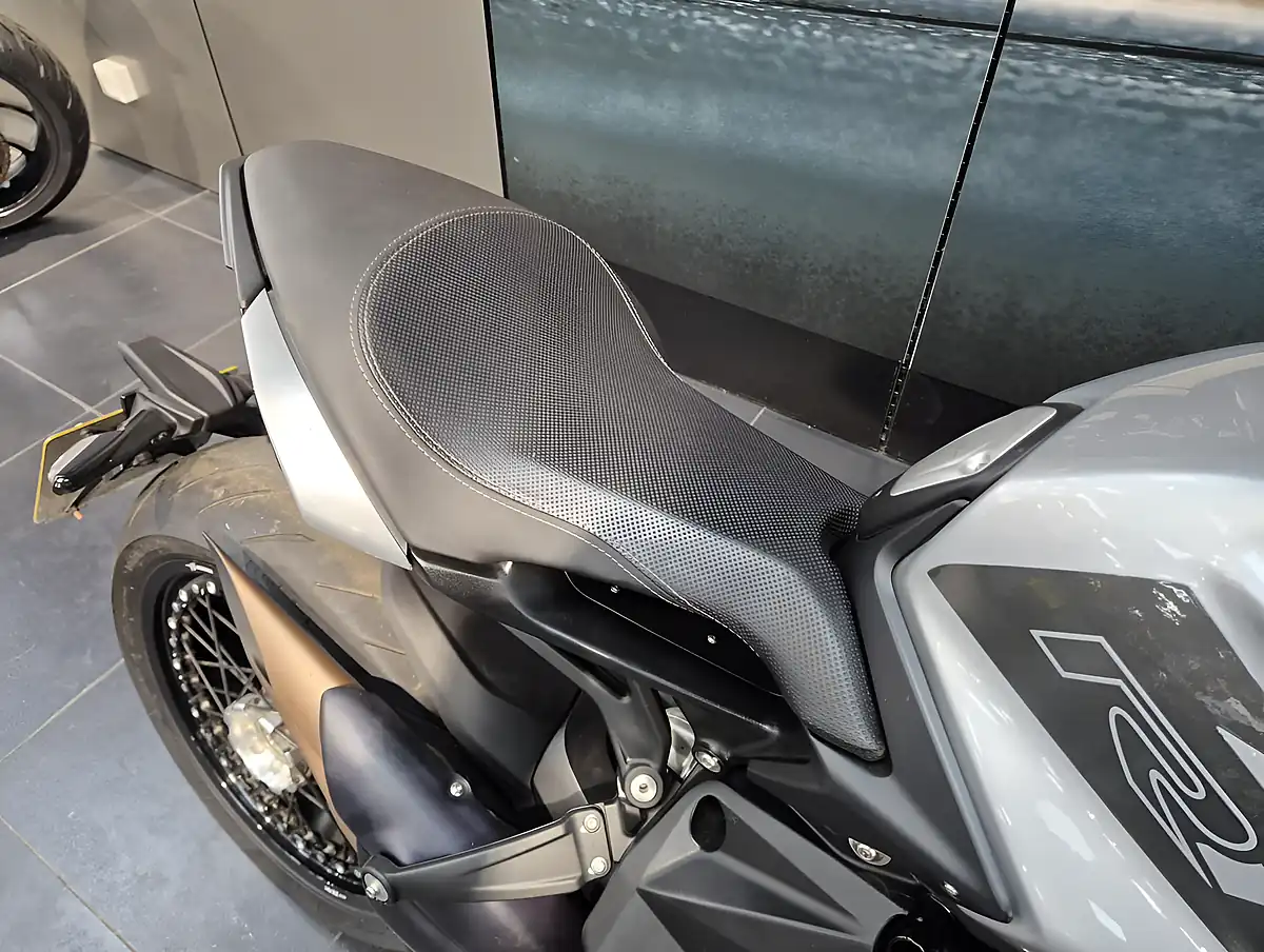 Used 2021 Mv Agusta Dragster 800RR Scs Metallic Silver - Interior and Exterior details 15