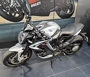 Used 2021 Mv Agusta Dragster 800RR Scs Metallic Silver - Interior and Exterior details 6
