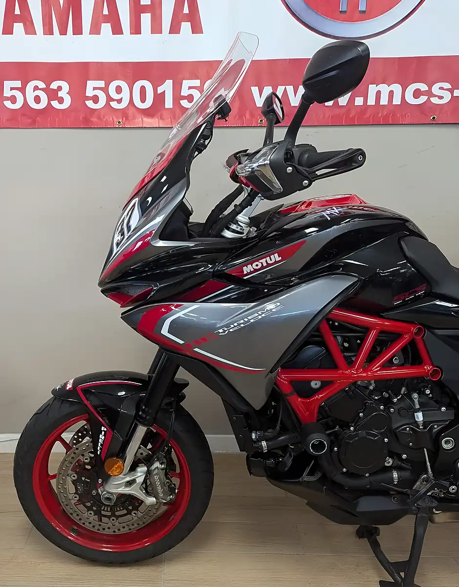 Used 2021 Mv Agusta Turismo Veloce 800 Veloce Rc Scs Red - Interior and Exterior details 10