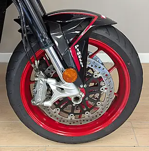 Used 2021 Mv Agusta Turismo Veloce 800 Veloce Rc Scs Red - Interior and Exterior details 16