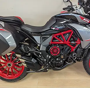 Used 2021 Mv Agusta Turismo Veloce 800 Veloce Rc Scs Red - Interior and Exterior details 3