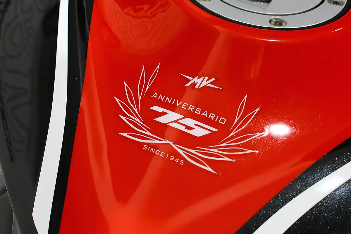 Used 2021 Mv Agusta Turismo Veloce Lusso Rc Black - Interior and Exterior details 11