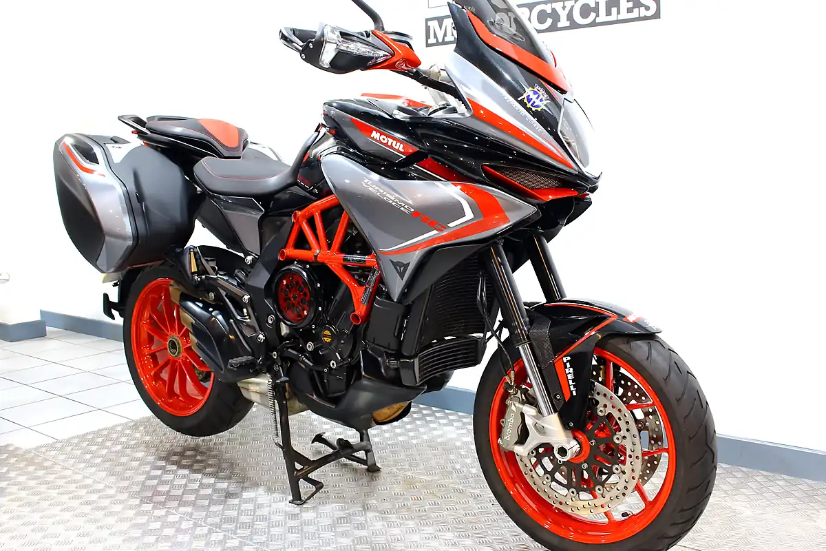 Used 2021 Mv Agusta Turismo Veloce Lusso Rc Black - Interior and Exterior details 2