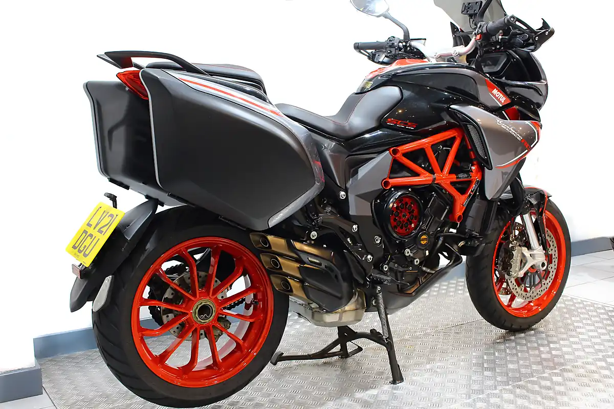 Used 2021 Mv Agusta Turismo Veloce Lusso Rc Black - Interior and Exterior details 3