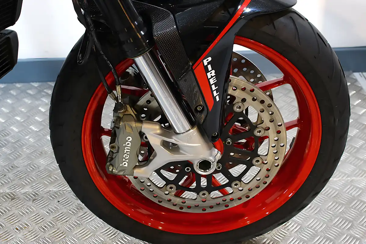 Used 2021 Mv Agusta Turismo Veloce Lusso Rc Black - Interior and Exterior details 8
