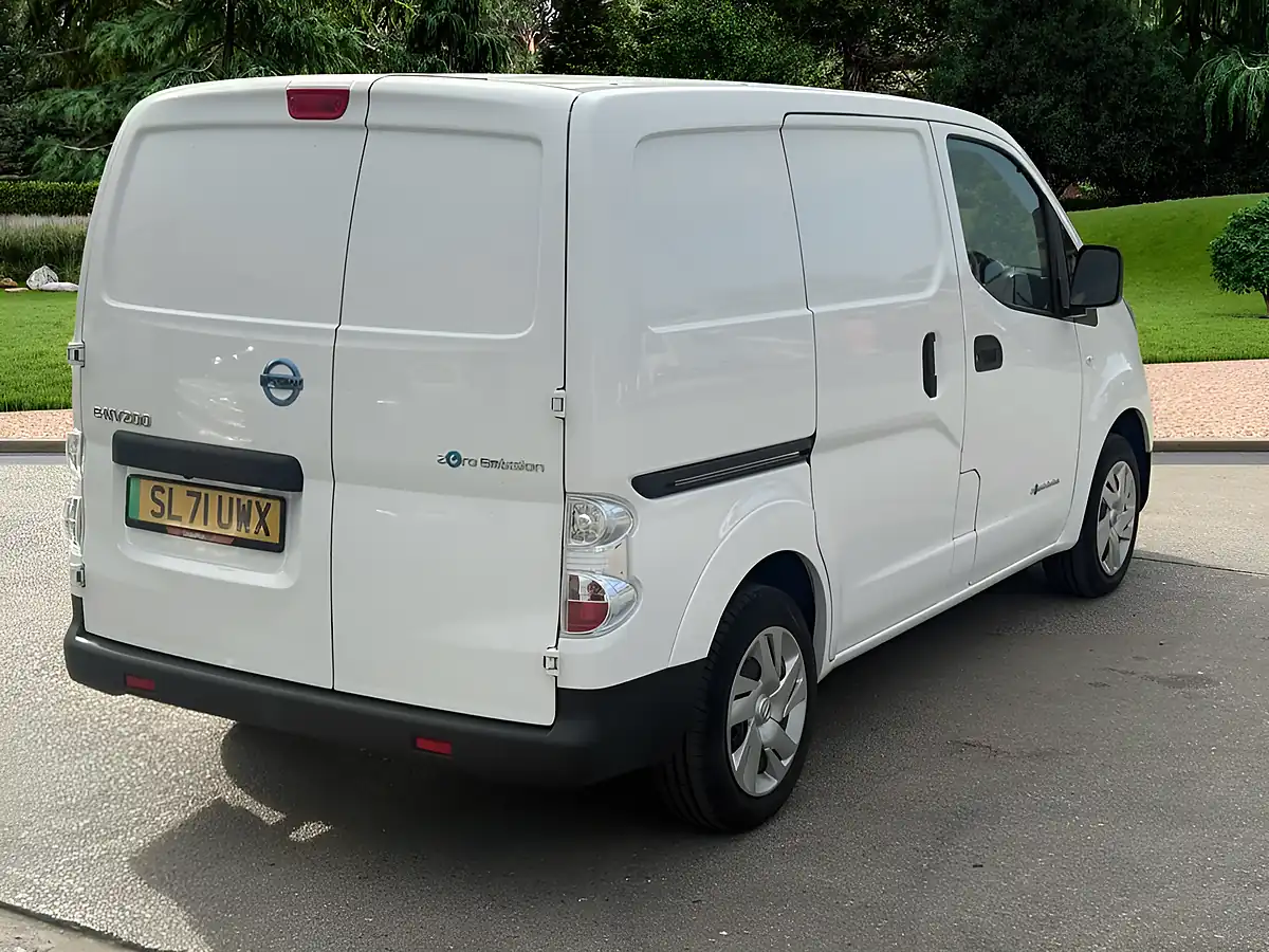 Used 2021 Nissan E-Nv200 Acenta Panel Van White - Interior and Exterior details 10