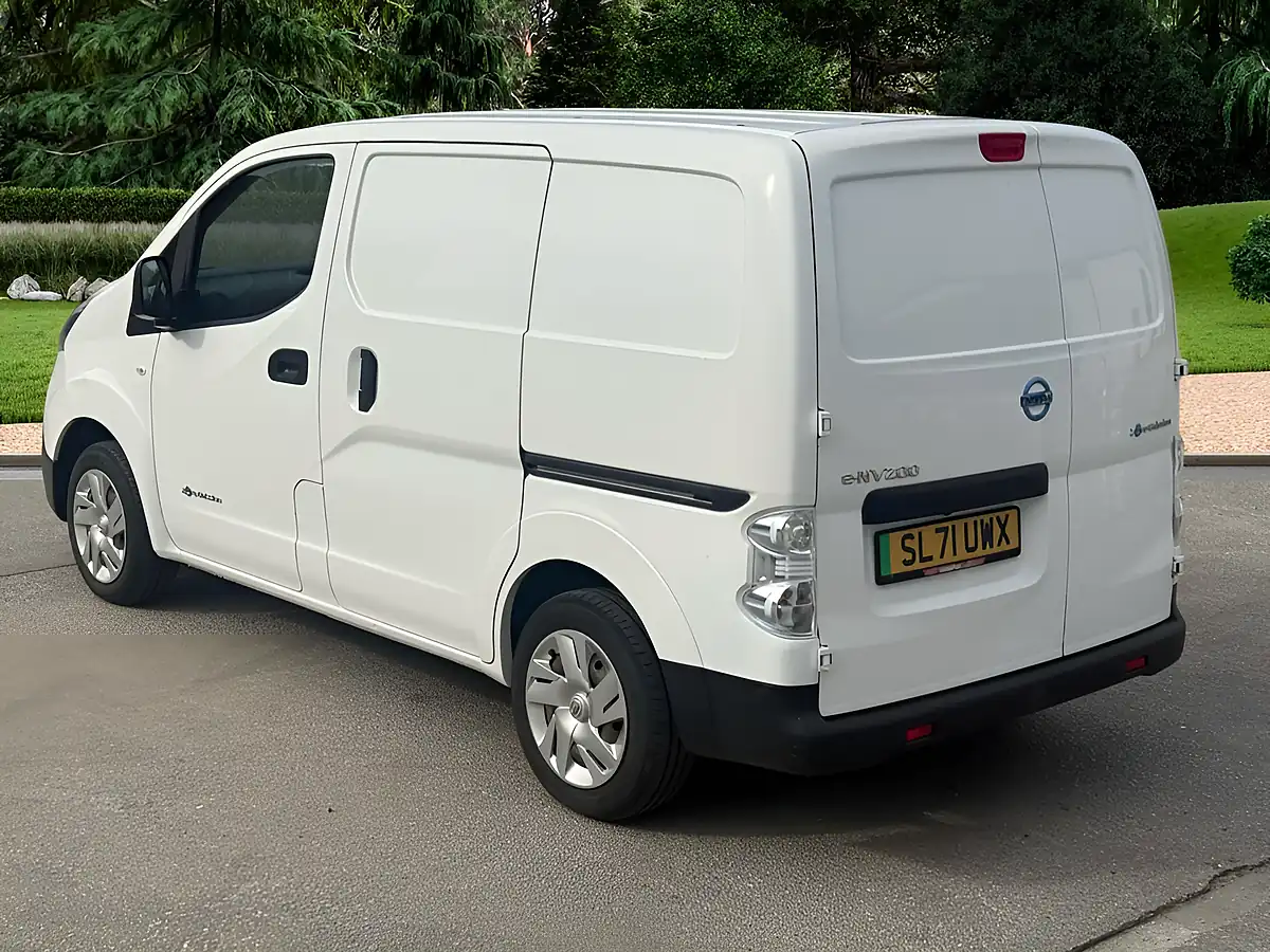 Used 2021 Nissan E-Nv200 Acenta Panel Van White - Interior and Exterior details 8
