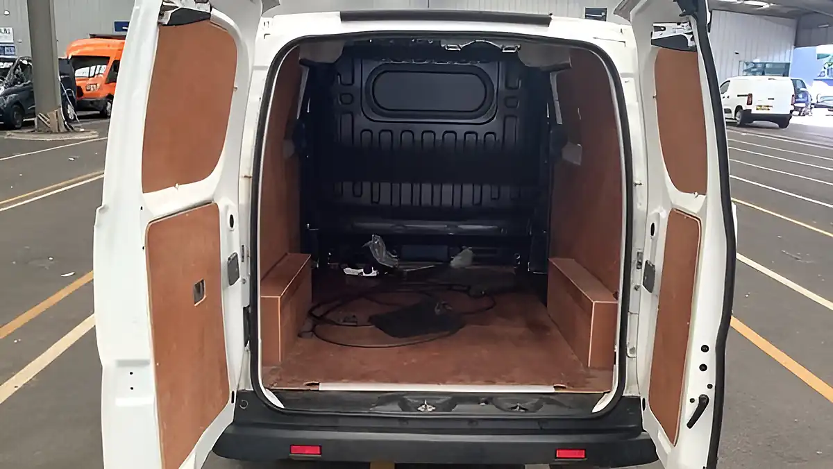 Used 2021 Nissan e-NV200 Acenta White - Interior and Exterior details 7