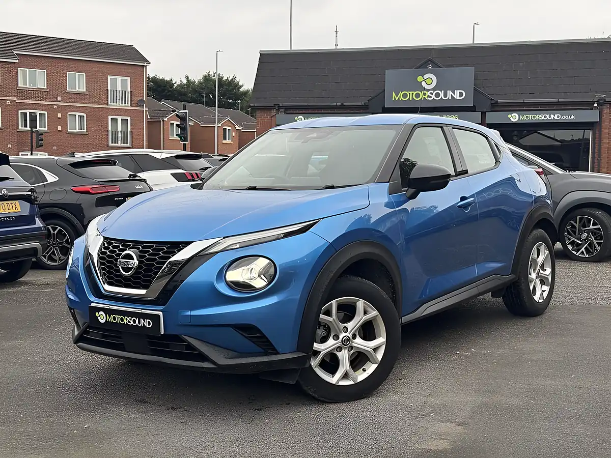 Used 2021 Nissan Juke Acenta Blue - Interior and Exterior details 2