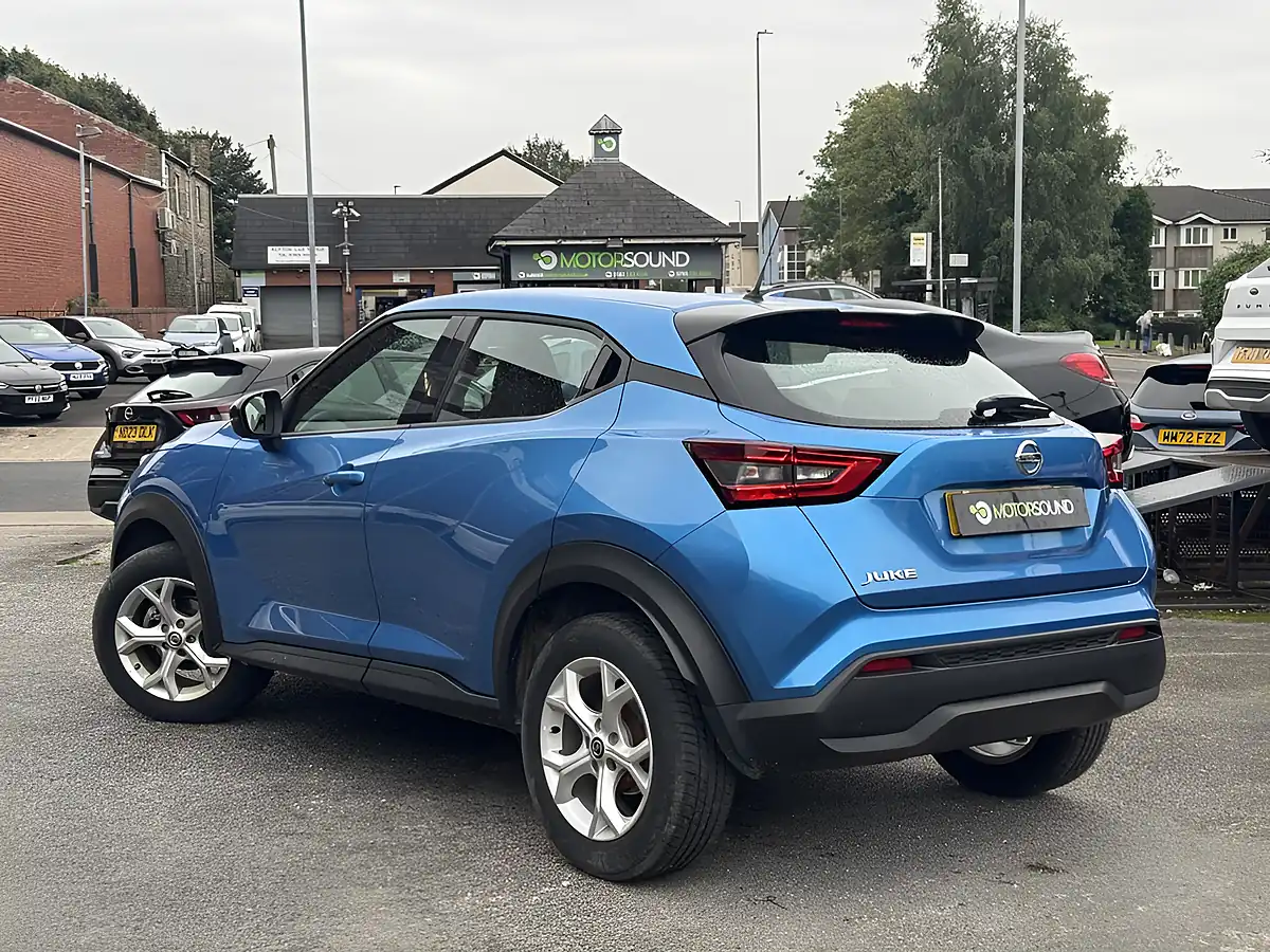 Used 2021 Nissan Juke Acenta Blue - Interior and Exterior details 4