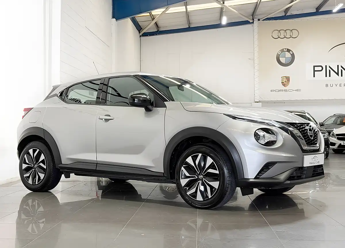 Used 2021 Nissan Juke Acenta Silver - Interior and Exterior details 5
