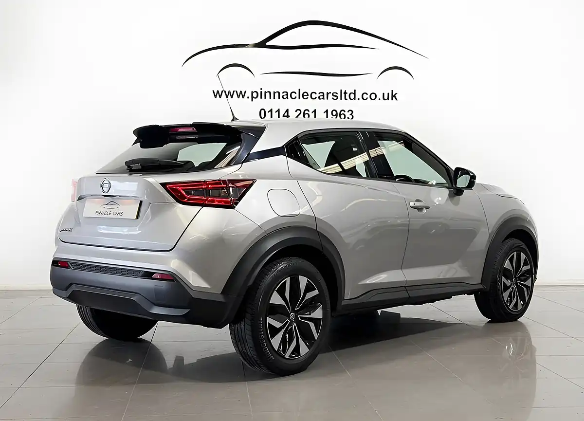 Used 2021 Nissan Juke Acenta Silver - Interior and Exterior details 8