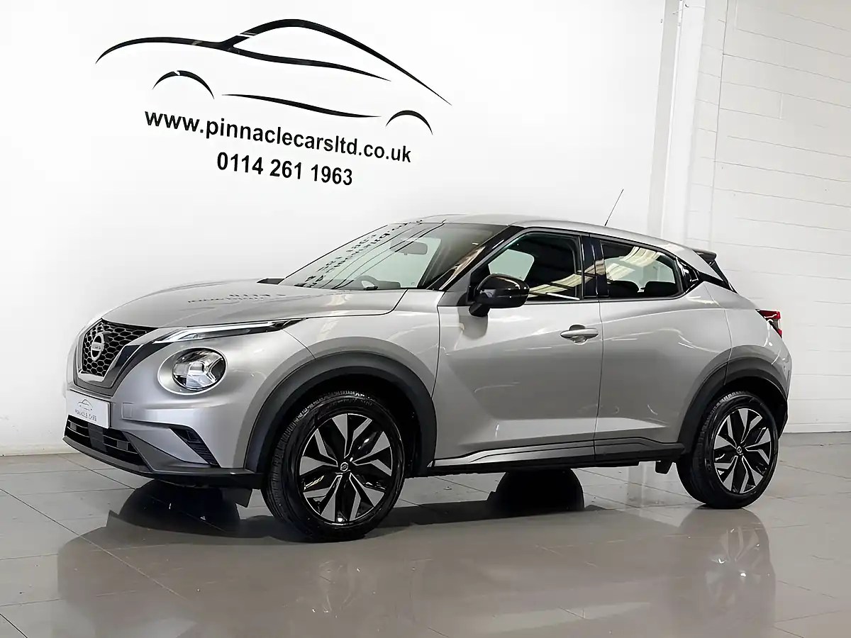 Used 2021 Nissan Juke Acenta Silver - Interior and Exterior details 9