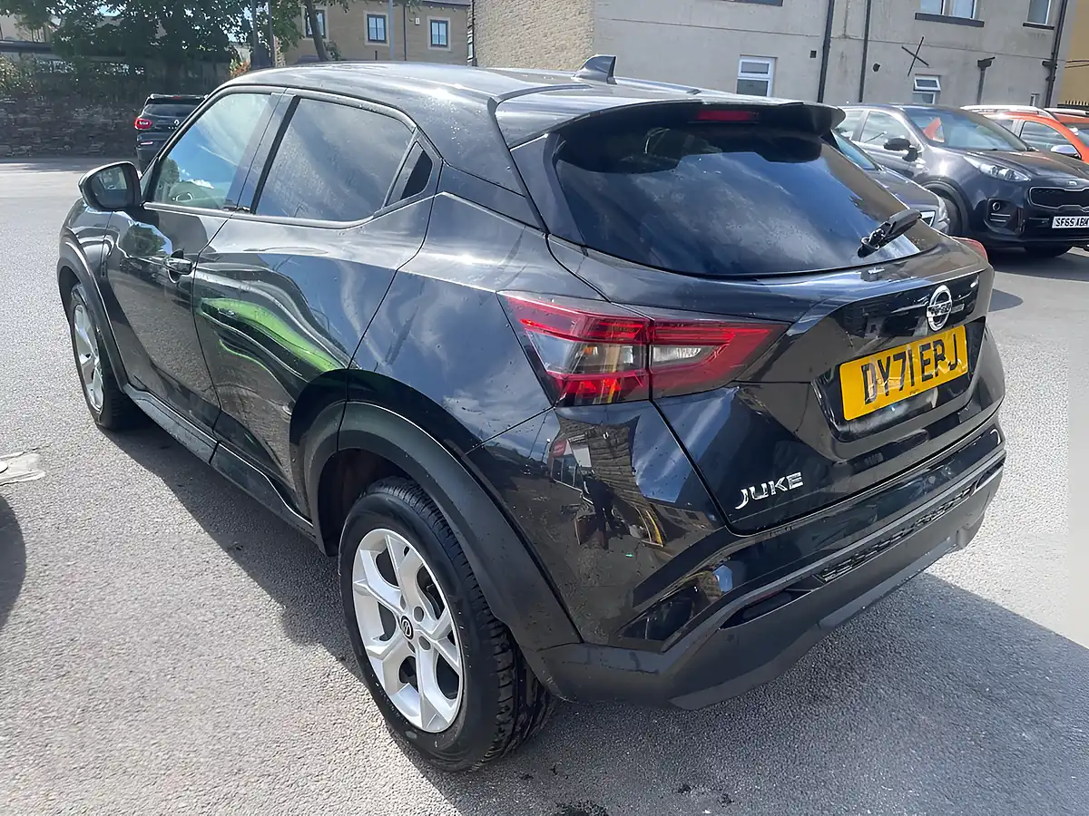 Used 2021 Nissan Juke N-Connecta Black - Interior and Exterior details 3