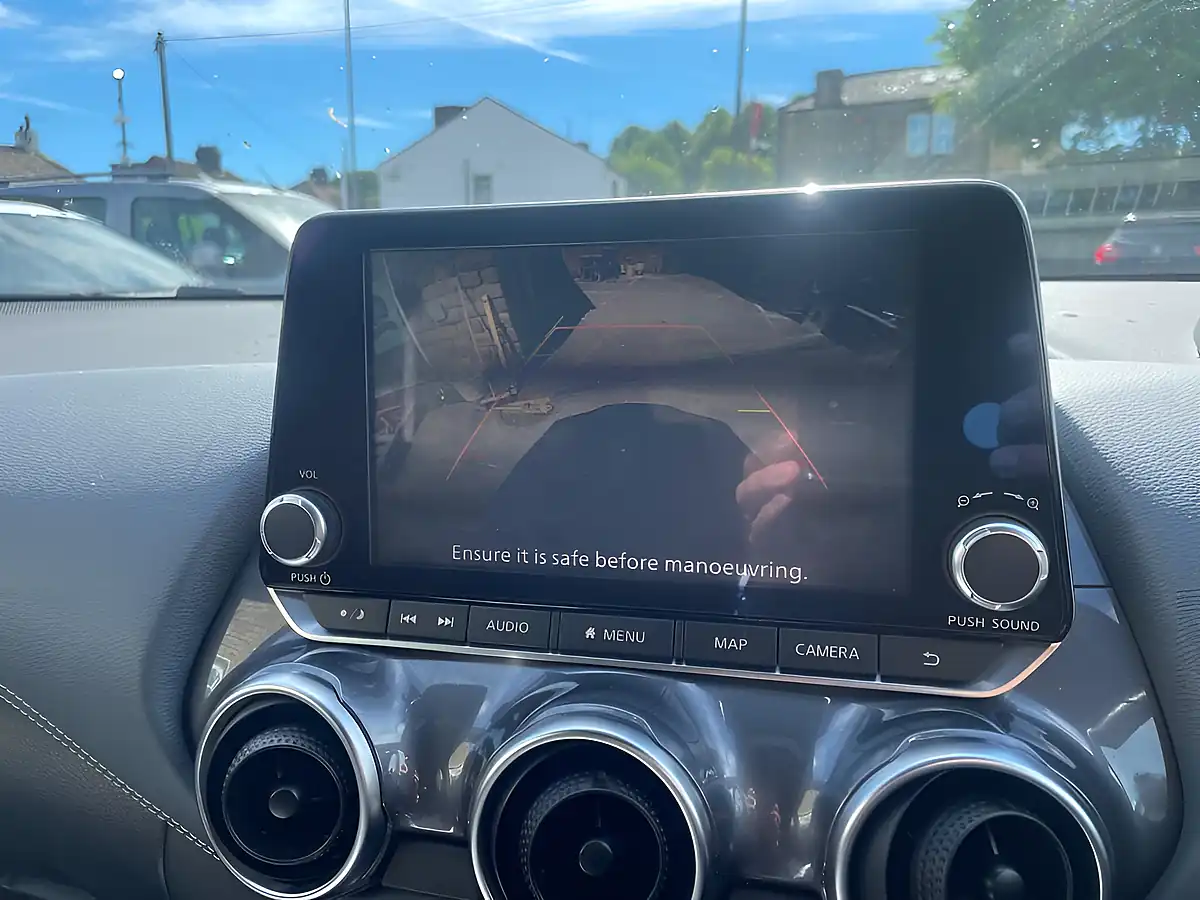 Used 2021 Nissan Juke N-Connecta Black - Interior and Exterior details 8