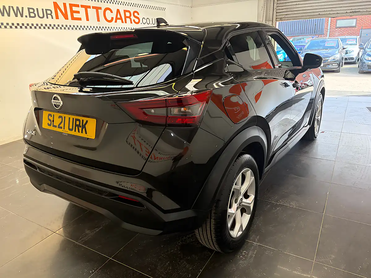 Used 2021 Nissan Juke N-Connecta Black - Interior and Exterior details 10