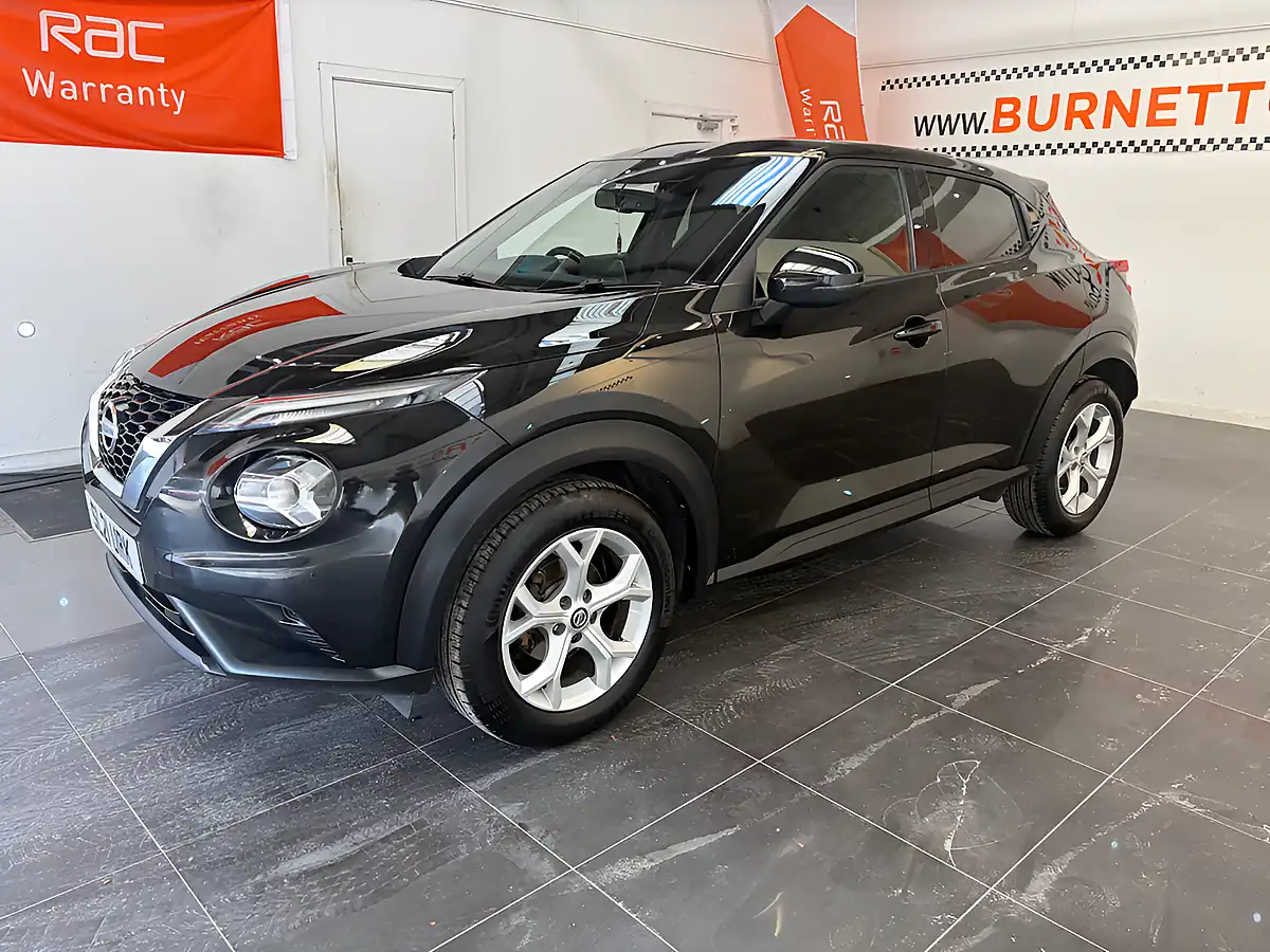 Used 2021 Nissan Juke N-Connecta Black - Interior and Exterior details 6