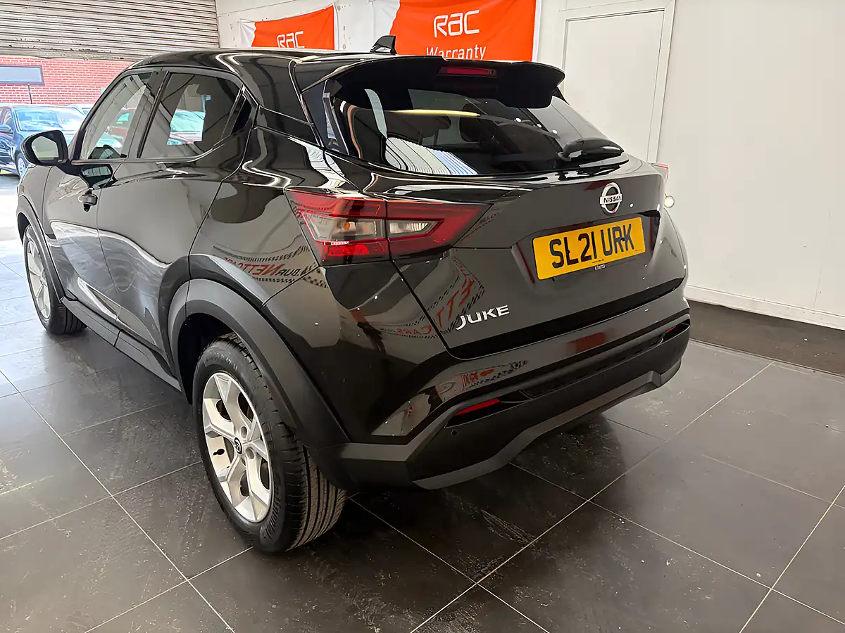Used 2021 Nissan Juke N-Connecta Black - Interior and Exterior details 8