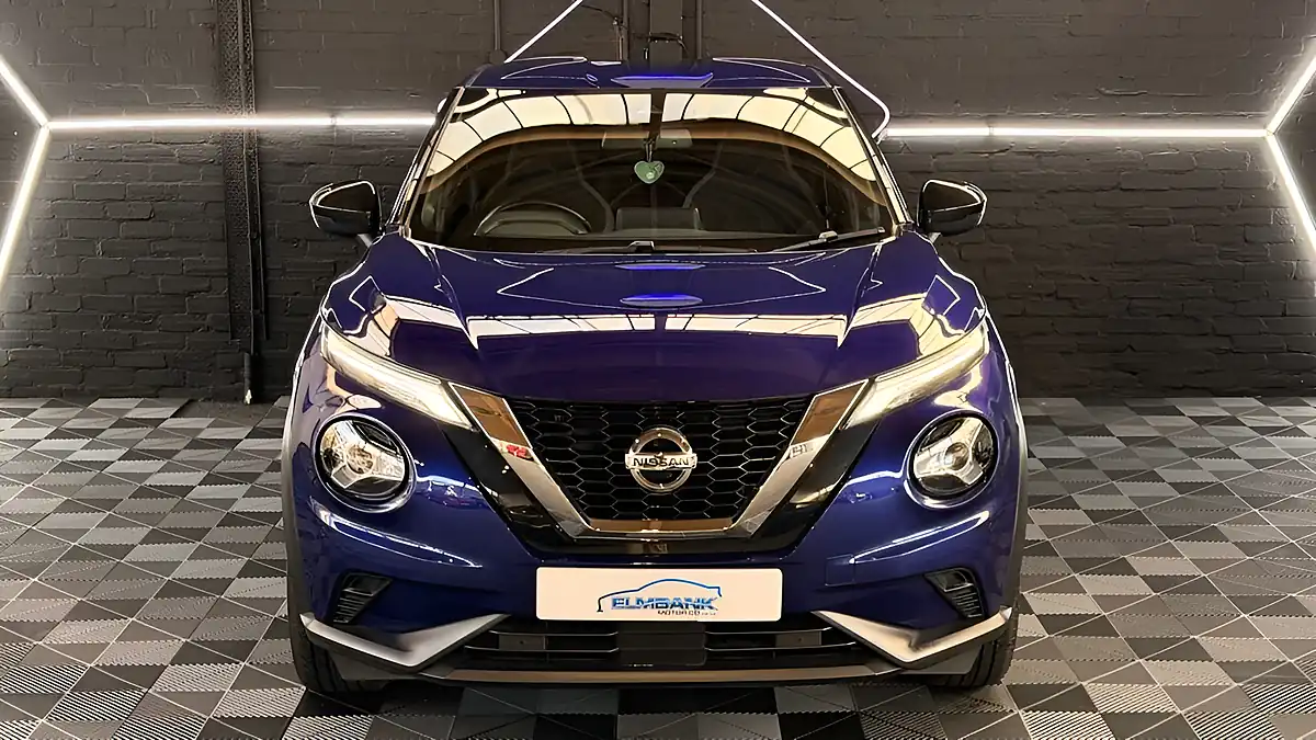 Used 2021 Nissan Juke N-Connecta Deep Purple Blue Metallic - Interior and Exterior details 4