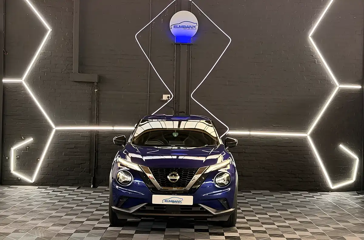 Used 2021 Nissan Juke N-Connecta Deep Purple Blue Metallic - Interior and Exterior details 5