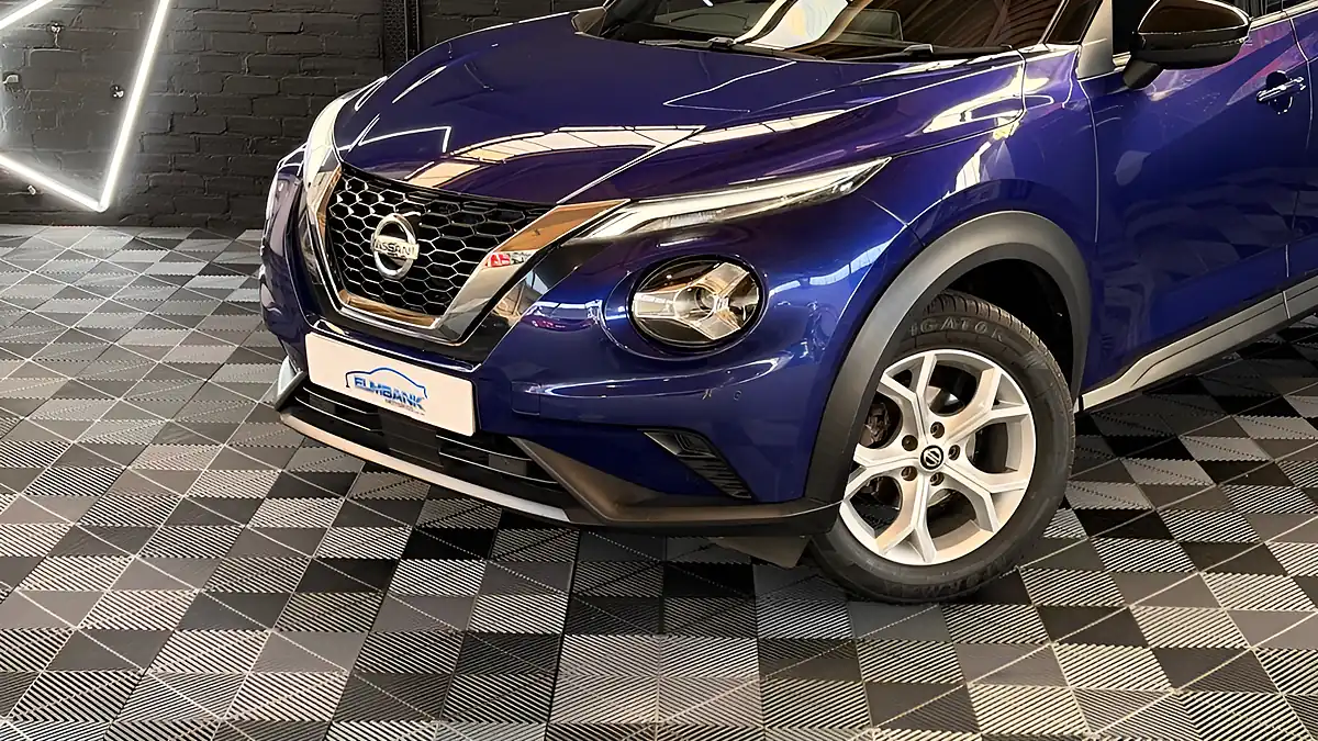 Used 2021 Nissan Juke N-Connecta Deep Purple Blue Metallic - Interior and Exterior details 6