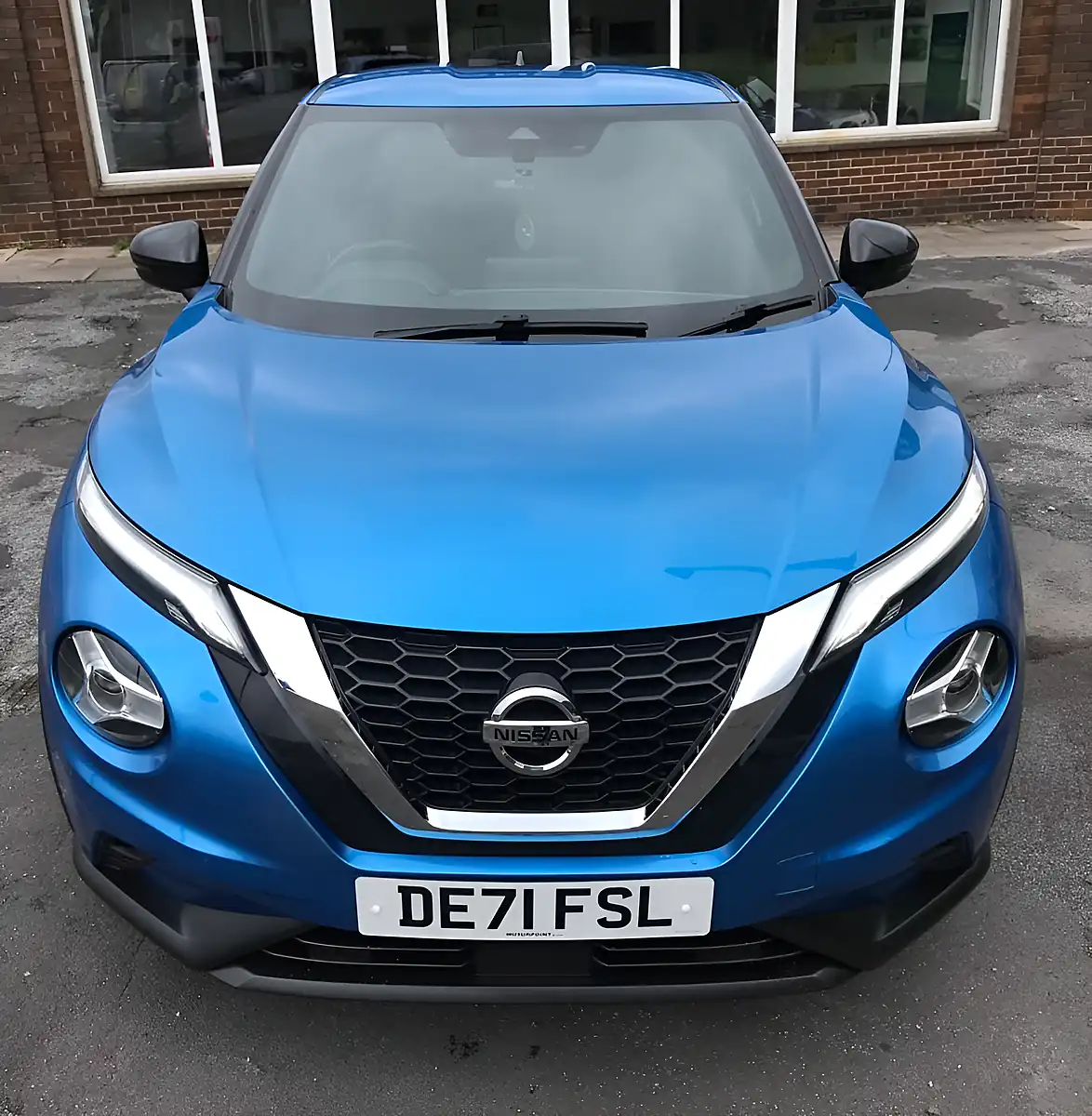 Used 2021 Nissan Juke N-Connecta Vivid Blue - Interior and Exterior details 16