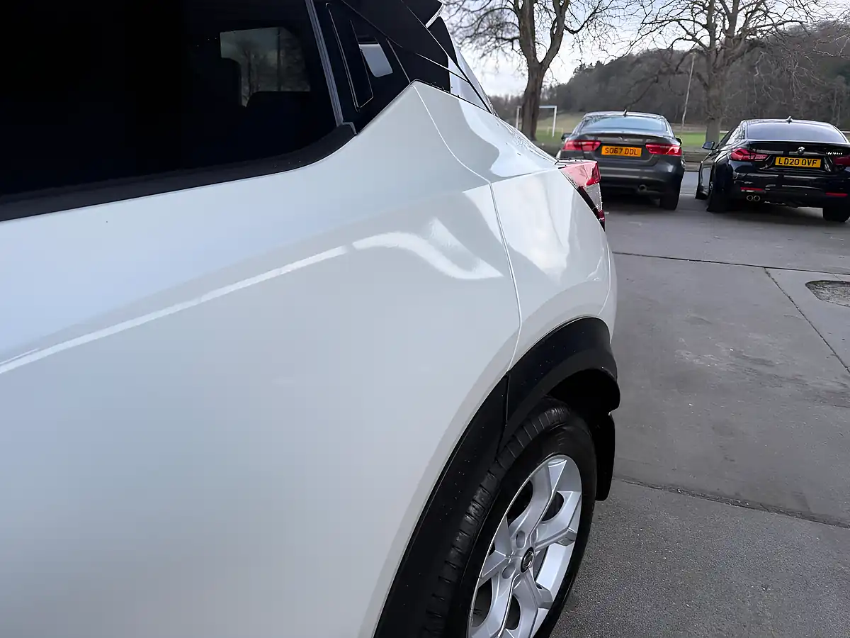Used 2021 Nissan Juke N-Connecta White - Interior and Exterior details 17