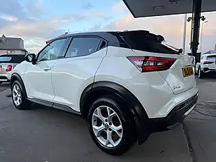 Used 2021 Nissan Juke N-Connecta White - Interior and Exterior details 5